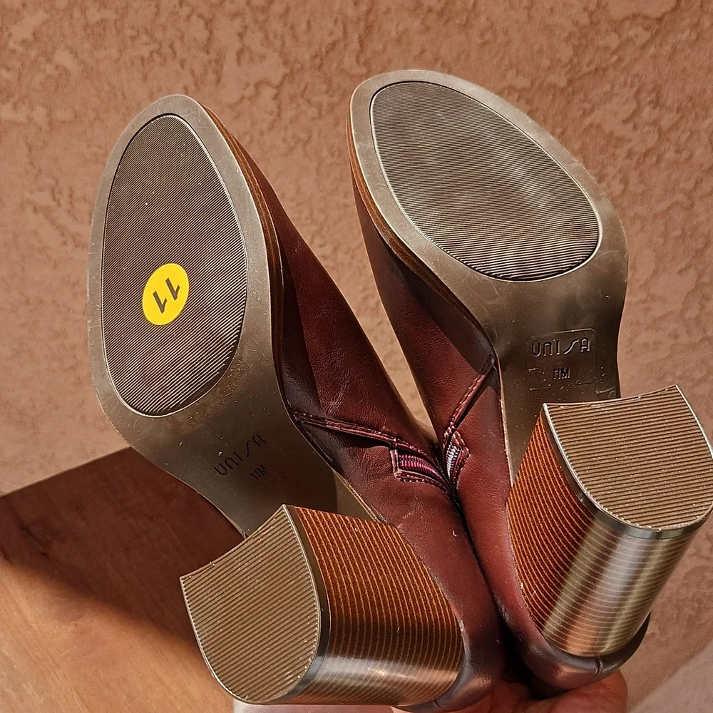 Unisa Unlanna Wine Knee Tall Heels Boots 11